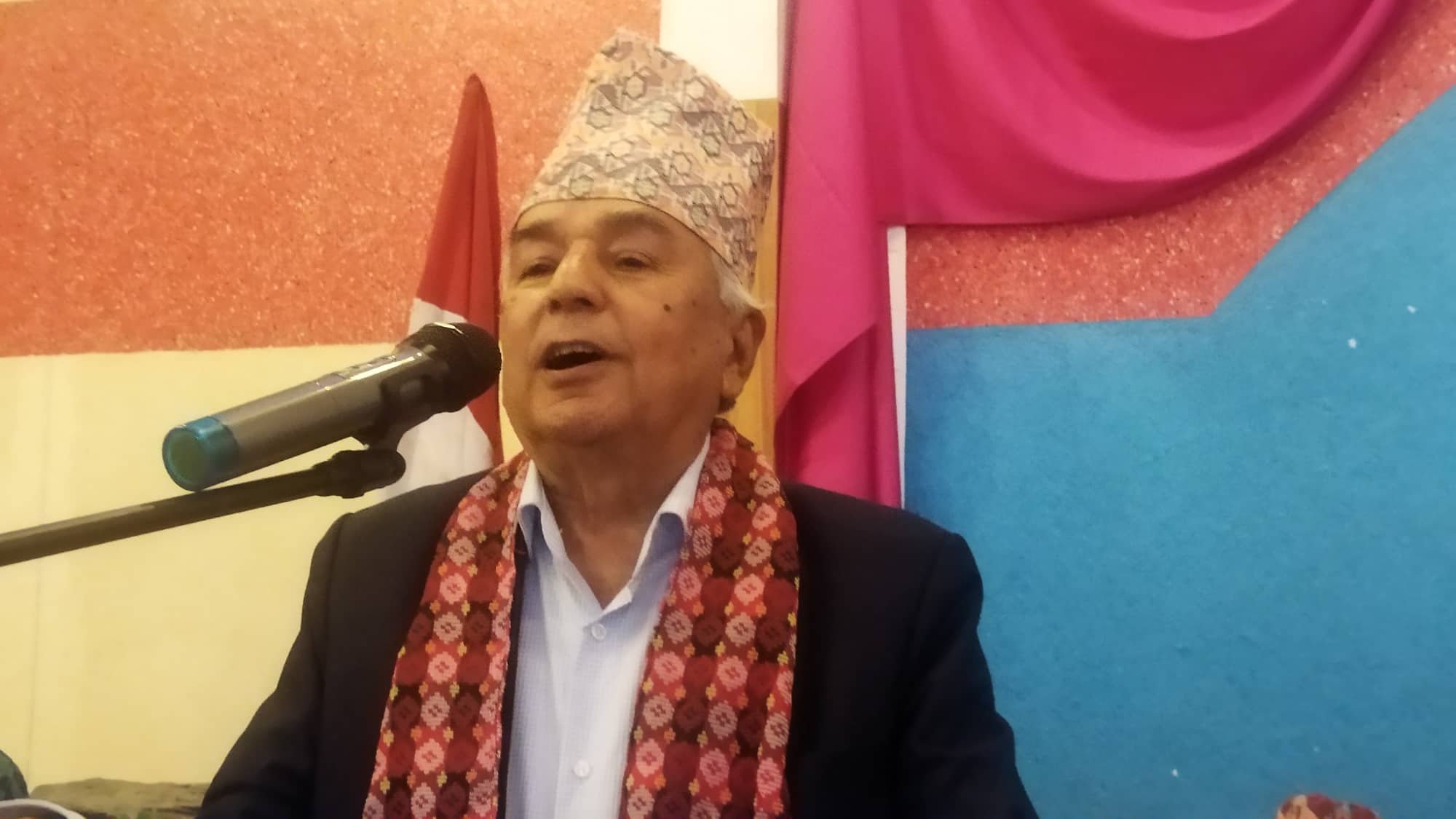ओली नेतृत्वको चुनावी गठबन्धन पुरातनवादी र प्रतिगामी : रामचन्द्र पौडेल